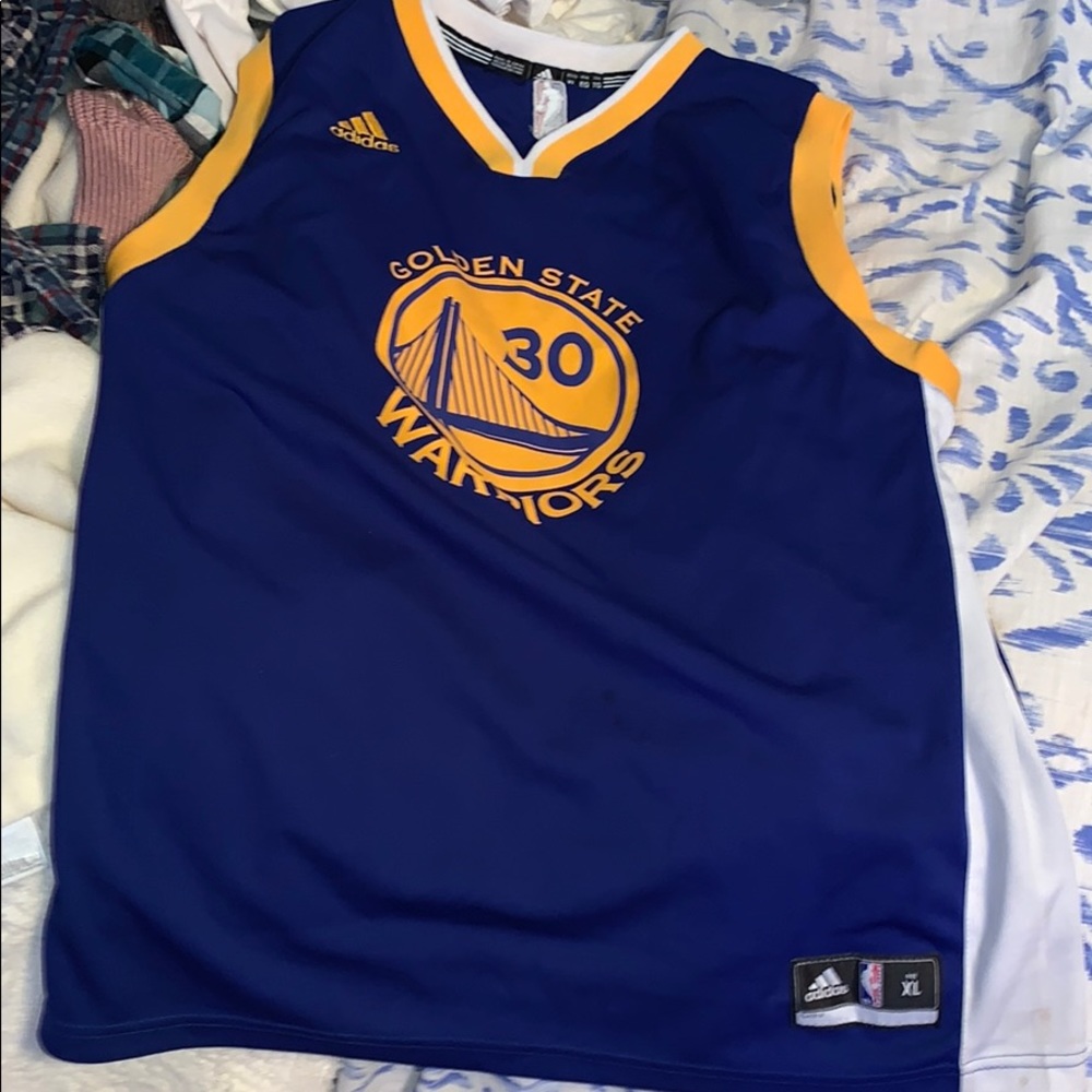 GSW jersey